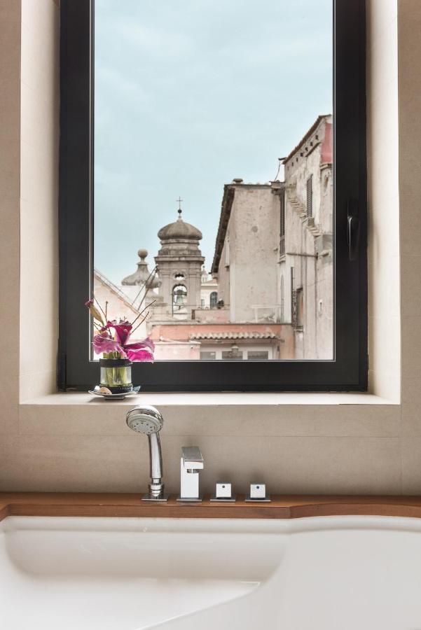 ローマIdyllia - Penthouse In Navona Areaアパートメント エクステリア 写真