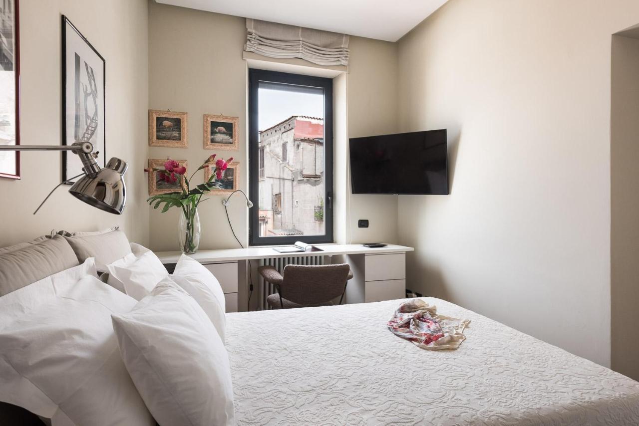 ローマIdyllia - Penthouse In Navona Areaアパートメント エクステリア 写真