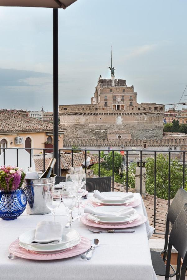 ローマIdyllia - Penthouse In Navona Areaアパートメント エクステリア 写真