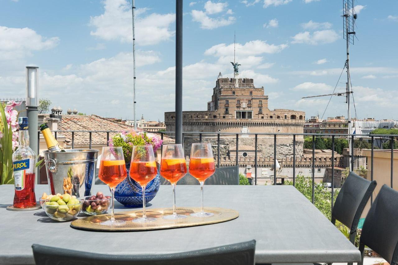 ローマIdyllia - Penthouse In Navona Areaアパートメント エクステリア 写真