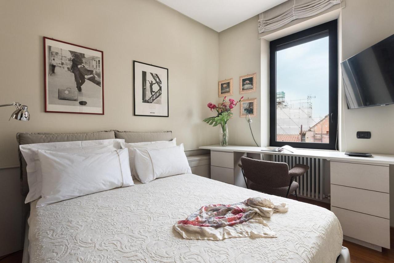 ローマIdyllia - Penthouse In Navona Areaアパートメント エクステリア 写真