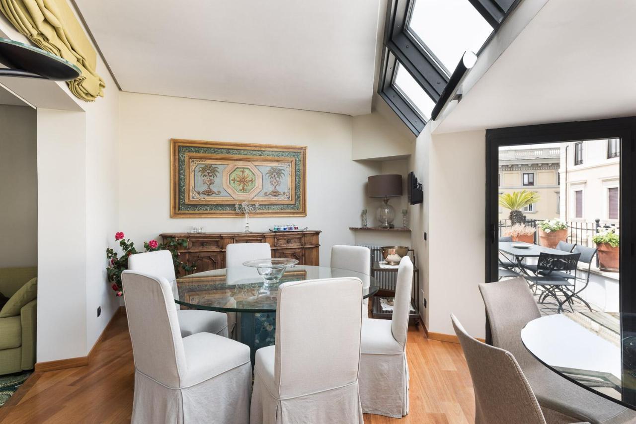 ローマIdyllia - Penthouse In Navona Areaアパートメント エクステリア 写真