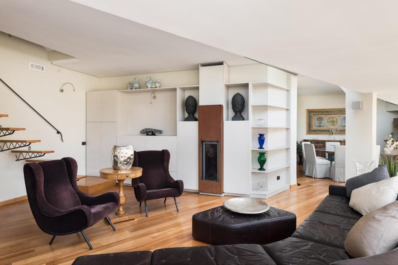 ローマIdyllia - Penthouse In Navona Areaアパートメント エクステリア 写真