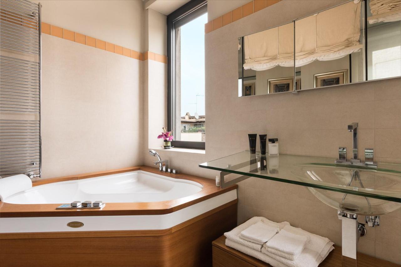 ローマIdyllia - Penthouse In Navona Areaアパートメント エクステリア 写真