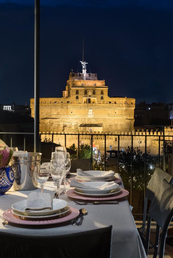 ローマIdyllia - Penthouse In Navona Areaアパートメント エクステリア 写真